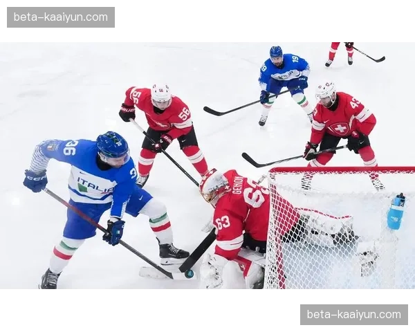 加拿大男子冰球5-0横扫捷克 NHL球星领衔展现深度进攻战术